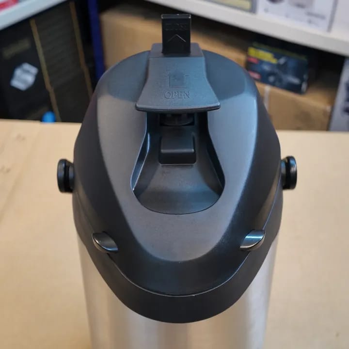 Termo Grande 3lt Con Manilla Frio 24 Horas Caliente 12 Horas - Imagen 6